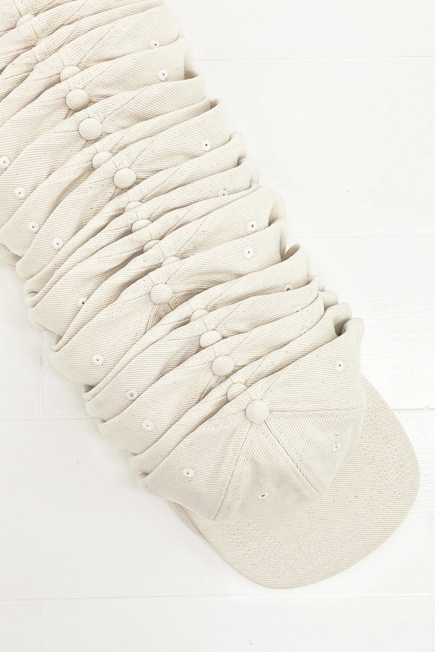 Closed-Loop Cap (Sample)