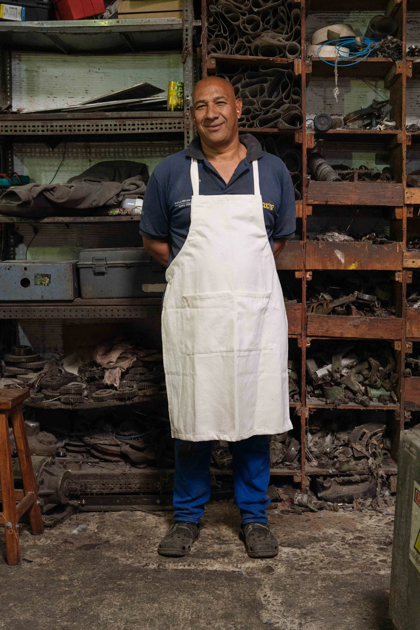 Adjustable Closed-Loop Apron (Sample)