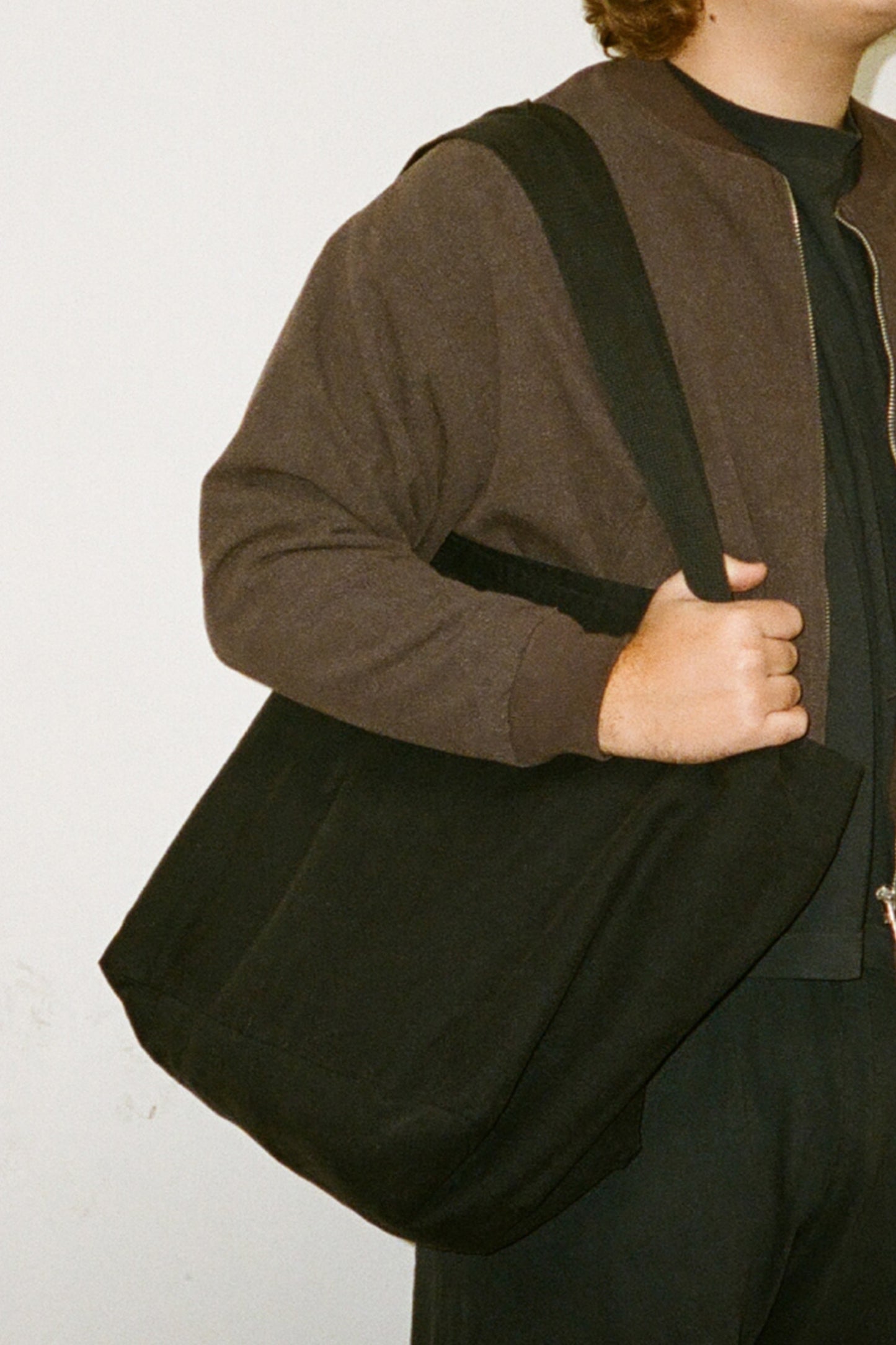 Overstock Black Big Tote x 30