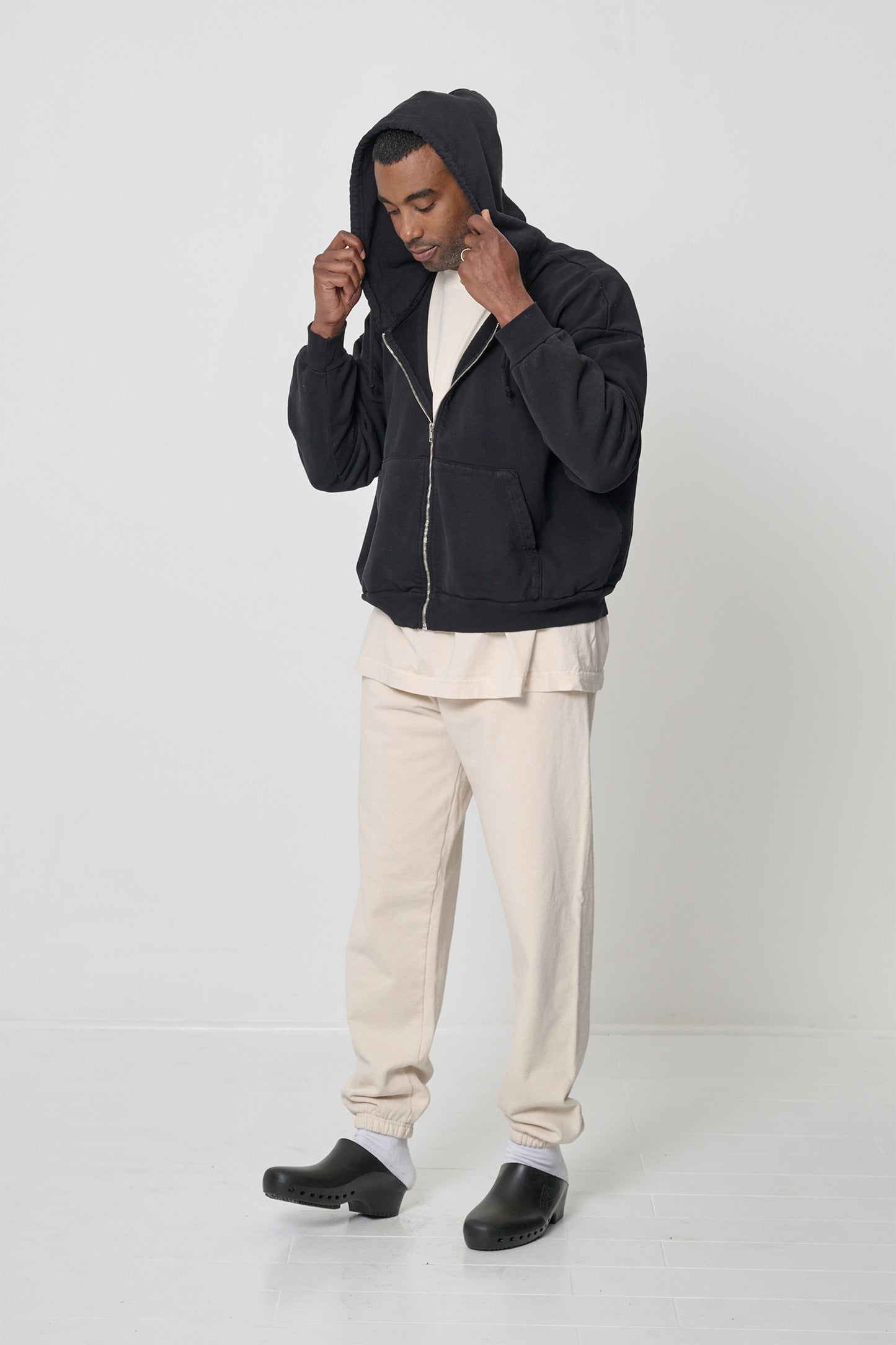 Overstock Black Trash Zip Up Hoodies x 12